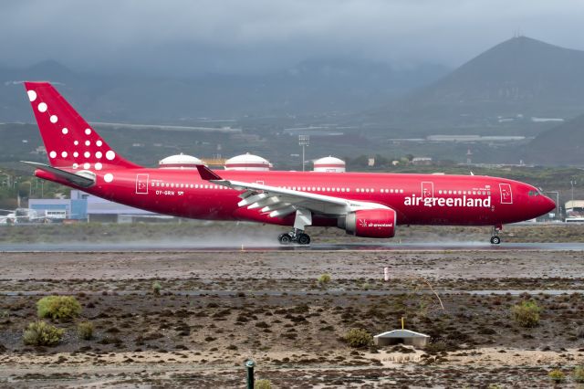 Airbus A330-200 (OY-GRN)