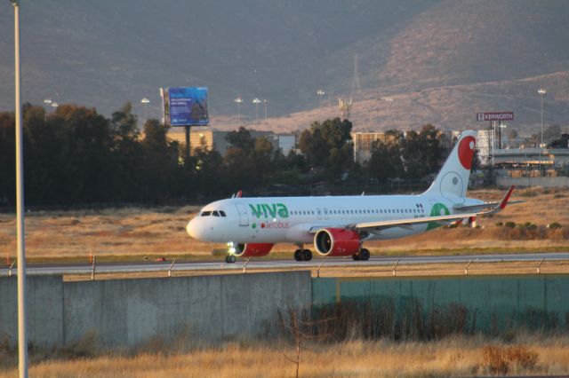 Airbus A320 (XA-VIR) - INICIO DE DESPEGUE