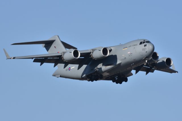 Boeing Globemaster III (ZZ177) - Royal Air Force (RAF) Boeing C17A Globemaster III arriving at YYC on Apr 2.