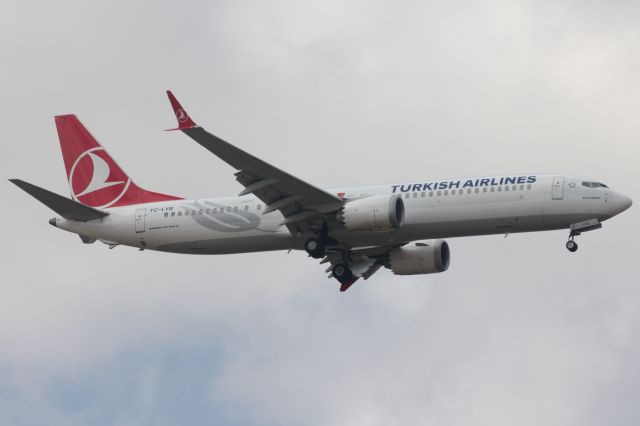 Boeing 737 MAX 9 (TC-LYB)