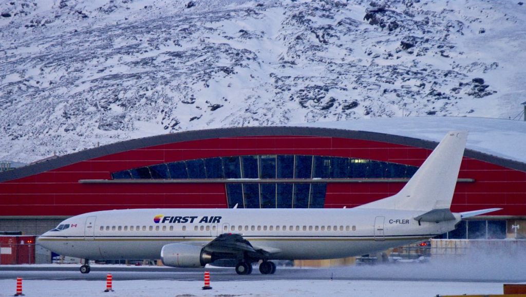 BOEING 737-400 (C-FLER) - In-front of New Airport in Iqaluit, Nunavut still under-construction 