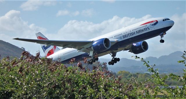 Boeing 777-200 (G-VIIT)