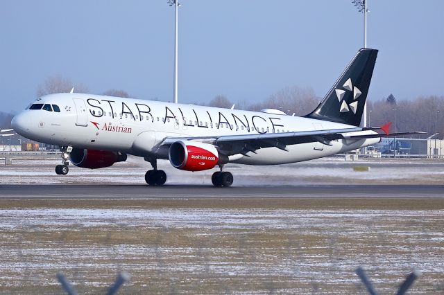 Airbus A320 (OE-LBZ)