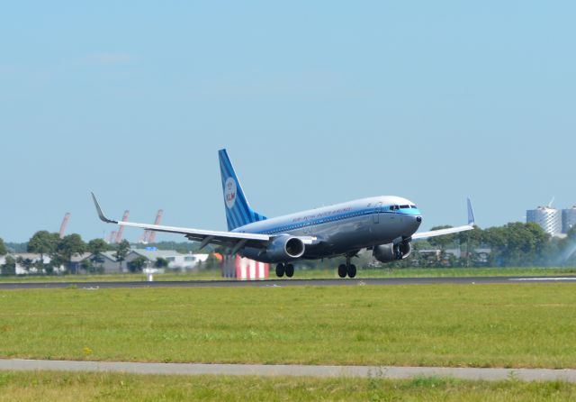 Boeing 737-700 (PH-BXA)