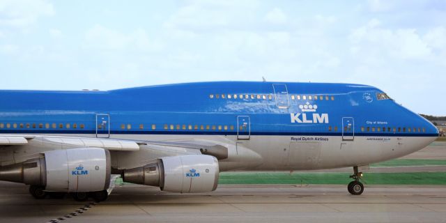 Boeing 747-400 (PH-BFA) - Flashback to July, 2013 ~~br /KLM's "City of Atlanta" (PH-BFA) taxiing to the terminal.