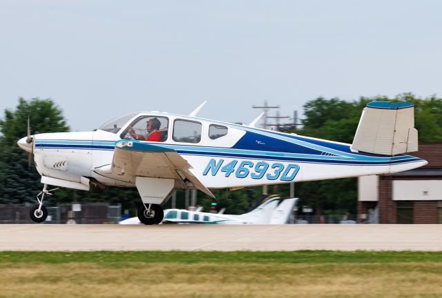 Beechcraft 35 Bonanza (N4693D)