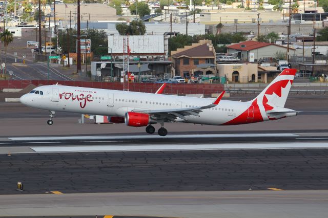 Airbus A321 (C-FJQL)