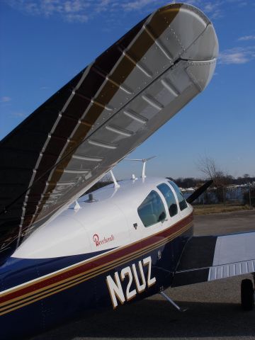 Beechcraft 35 Bonanza (N2UZ)