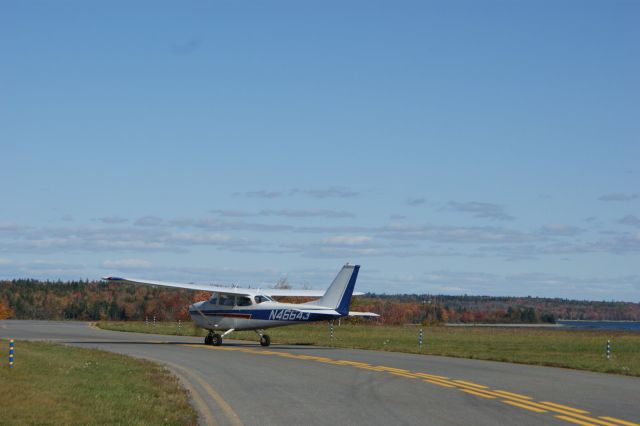 Cessna Skyhawk (N46643)