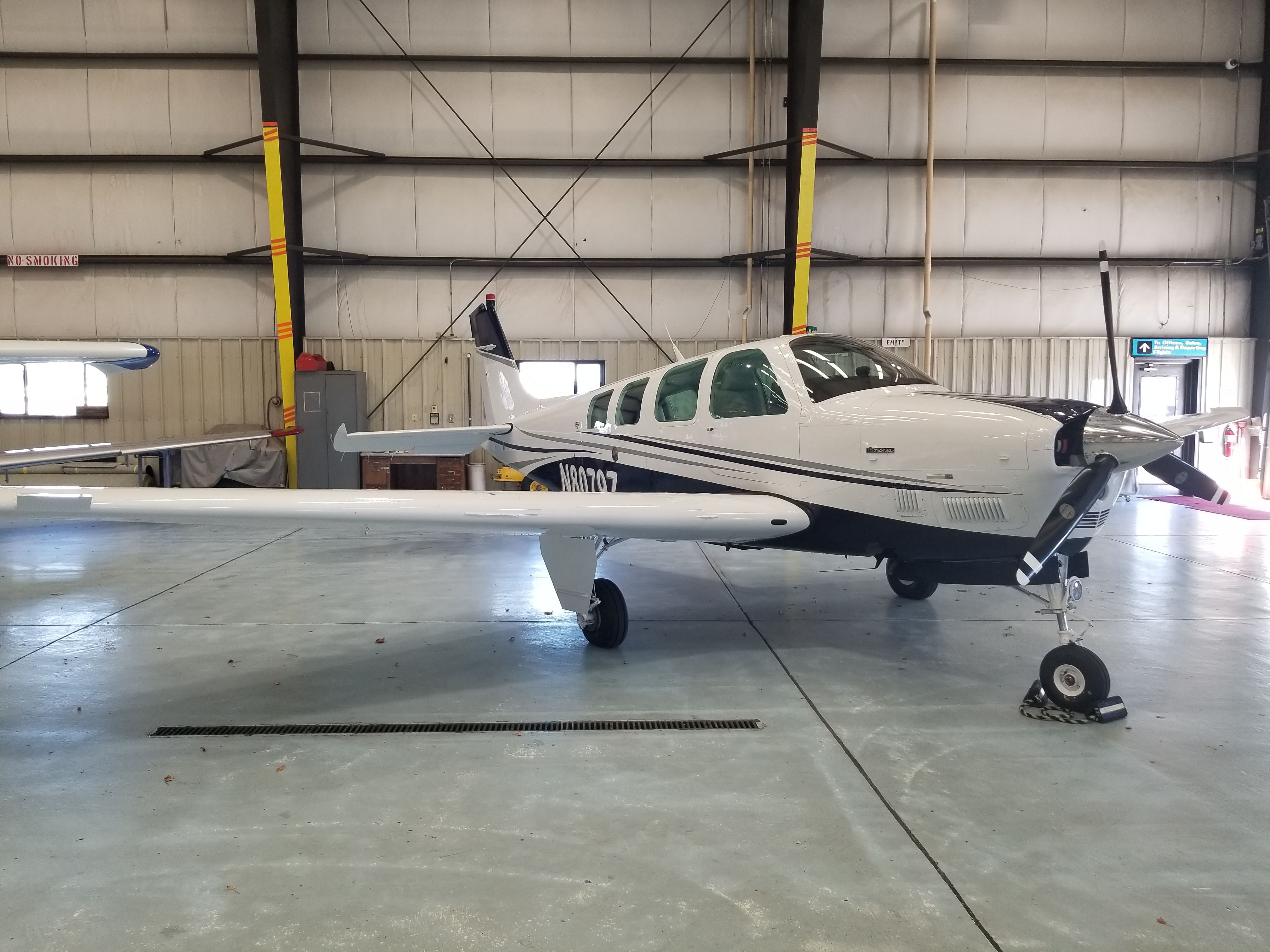 Beechcraft Bonanza (N8079Z)