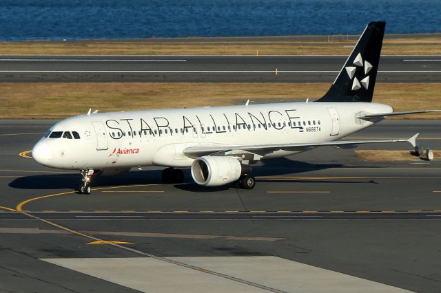 Airbus A320 (N686TA) - 'TACA 444' in Star Alliance livery arriving from San Salvador, El Salvador