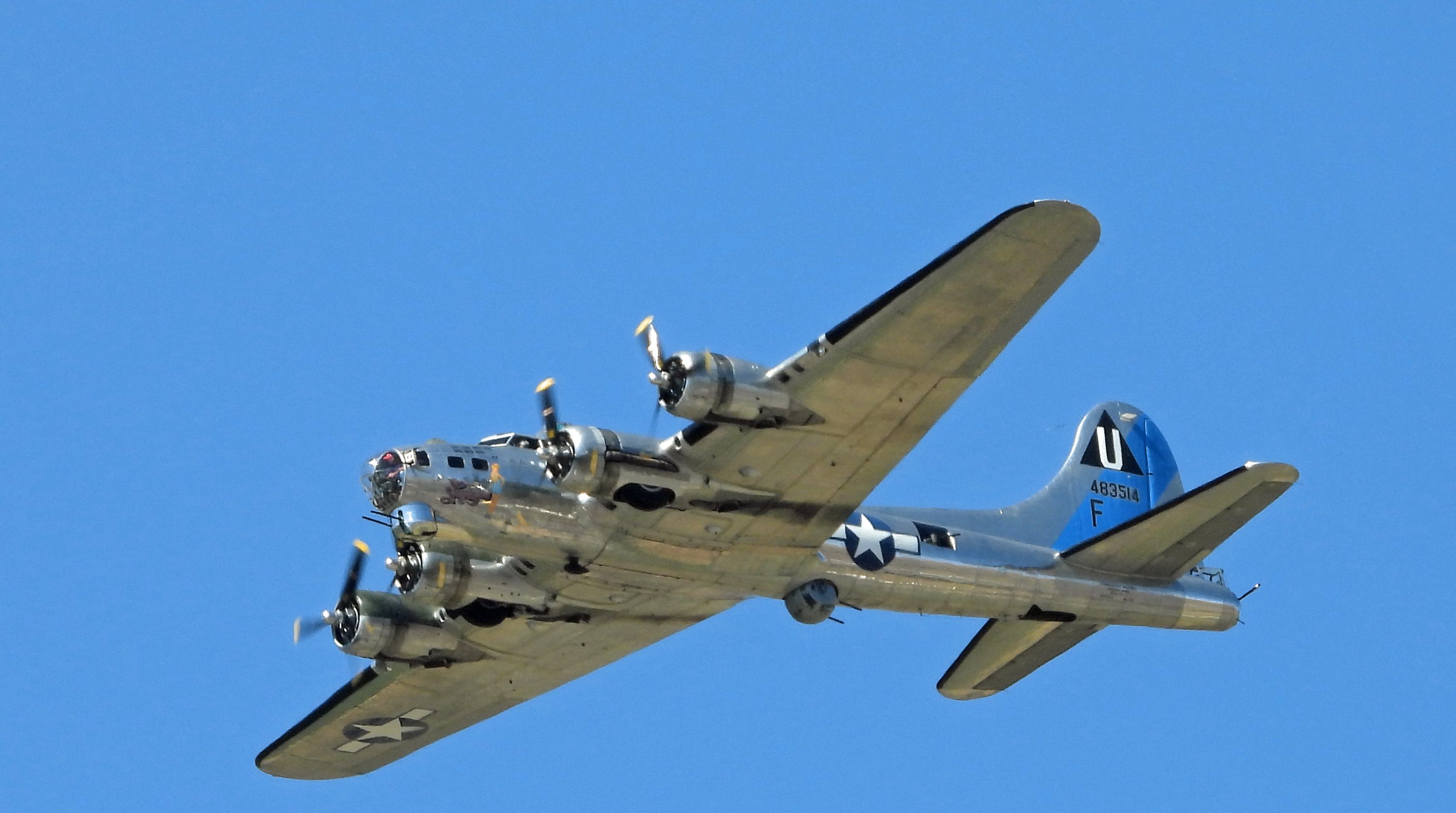 Boeing B-17 Flying Fortress (N9323Z) - Flying over Carson City on flight out of Minden-Tahoe airport