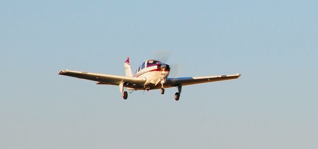 Beechcraft 35 Bonanza (N456DY)