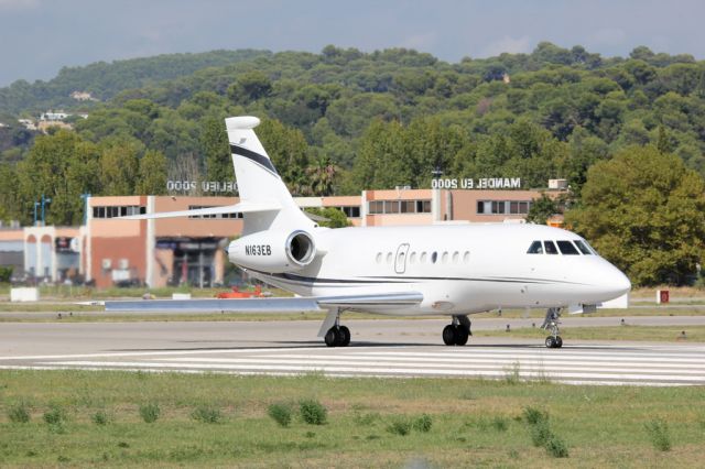 Dassault Falcon 2000 (N163EB)