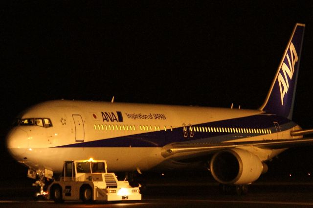 BOEING 767-300 (JA603A)