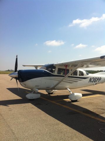 Cessna 206 Stationair (N36PP)
