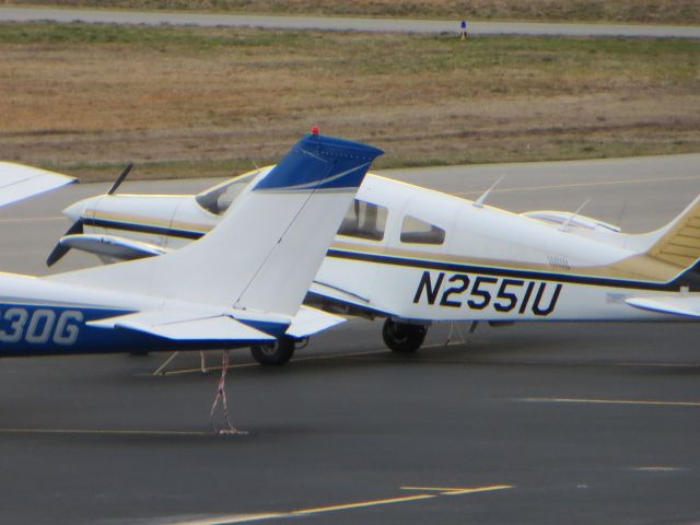 Piper Cherokee (N2551U)