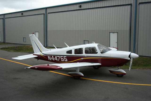 Piper Cherokee (N44755)