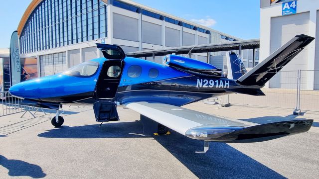 Cirrus Vision SF50 (N291AH) - Cirrus Vision SF50 G2+ Arrivee