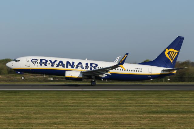Boeing 737-800 (G-RUKG) - RUK2148 to Krakow