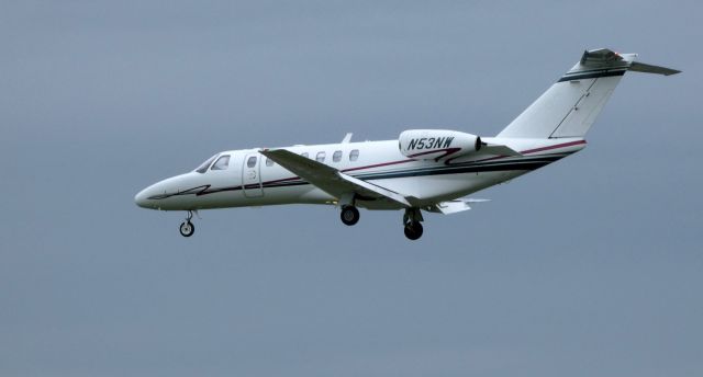 Cessna Citation CJ3 (N53NW) - On final is this 2005 Cessna Citation 525B in the Spring of 2019.