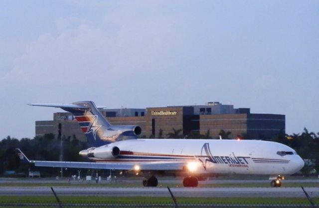 BOEING 727-200 (N395AJ)