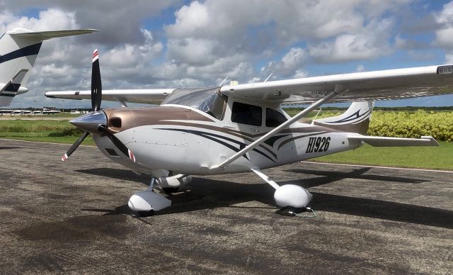 Cessna Skylane (HI926)