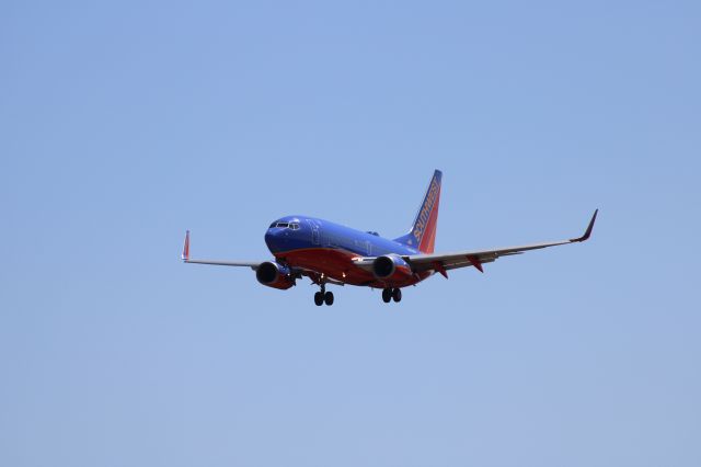 Boeing 737-700 (N902WN)