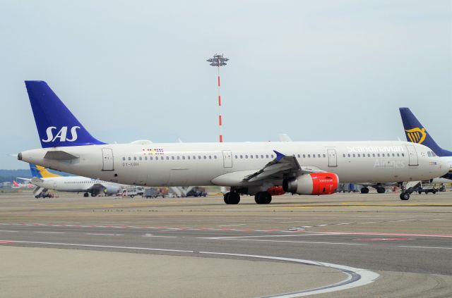 Airbus A321 (OY-KBH)