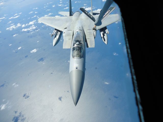 — — - taken on a tanker flight from Ellington Field, Houston, with Sony Cybershot W650 pocket camera