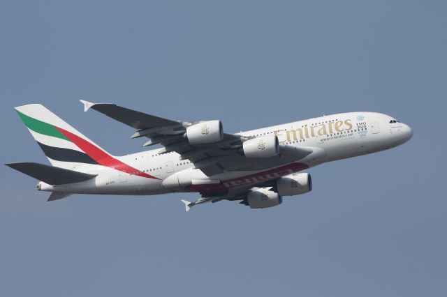 Airbus A380-800 (A6-EDK)