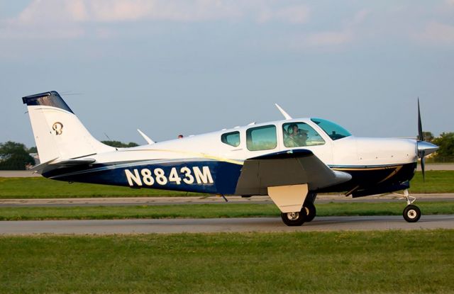 Beechcraft Bonanza (33) (N8843M) - 1964 Beechcraft Bonanza 35-B33
