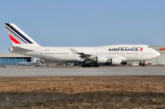 Boeing 747-400 (F-GITE)