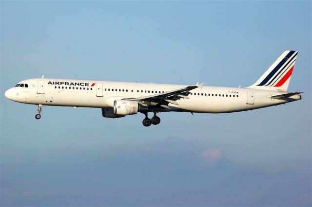 Airbus A321 (F-GTAM)