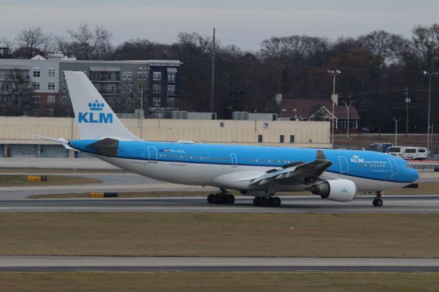 Airbus A330-200 (PH-AOC)