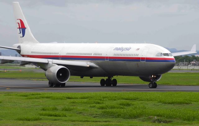 Airbus A330-300 (9M-MKJ)