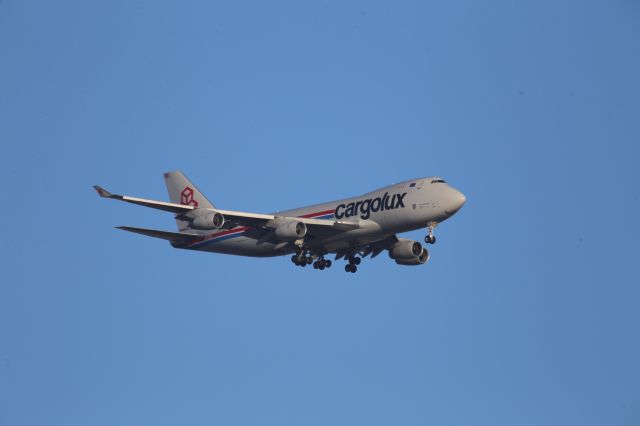 Boeing 747-400 (LX-VCV)