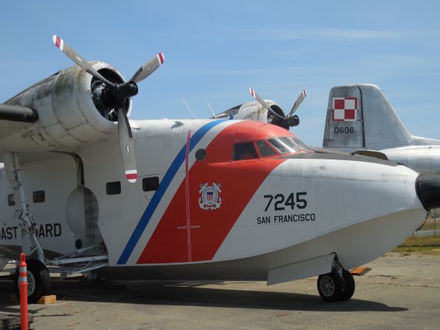 Grumman G-73 Mallard (51-7245)