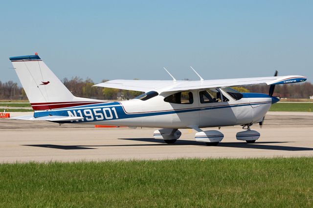 Cessna Cardinal (N19501)