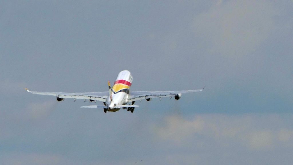 Airbus A340-300 (OO-ABD)