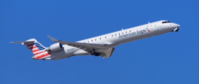 Canadair Regional Jet CRJ-900 (N329MS) - phoenix sky harbor international airport 08FEB20