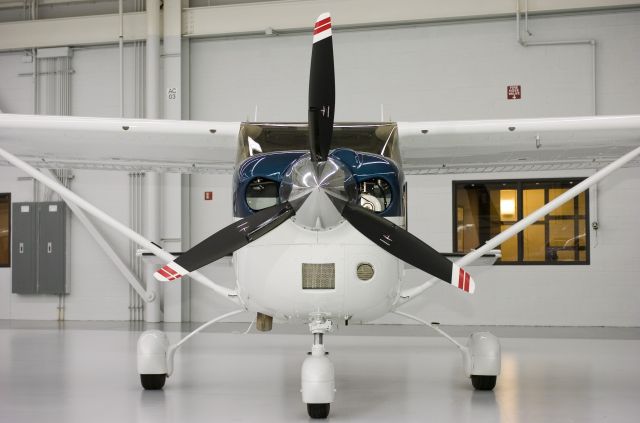 Cessna 206 Stationair (N2109J)