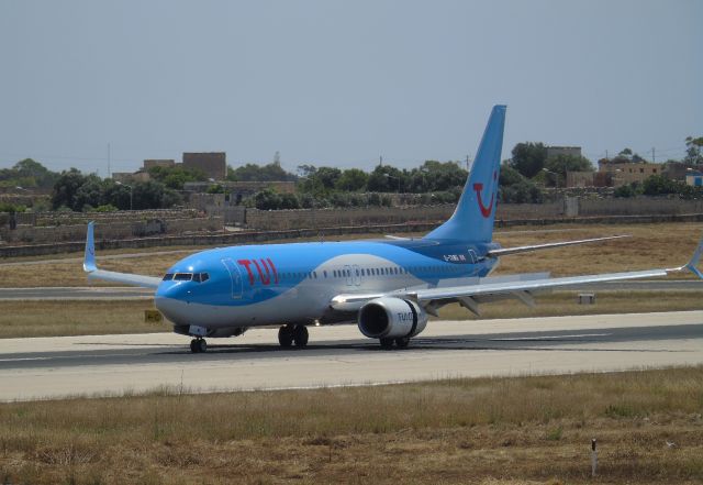 Boeing 737-700 (G-TAWG) - G-TAWG arriving Luqa, Malt on 25.05.17 on BY4482 from London Gatwick.