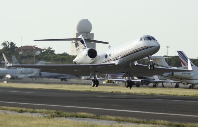 Gulfstream Aerospace Gulfstream IV (N104AR)