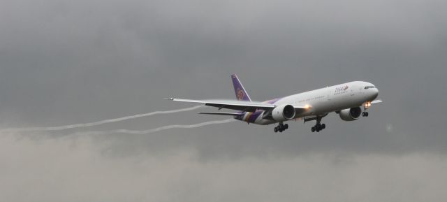 Boeing 777-200 (HS-TKN) - First Flight Test for 777