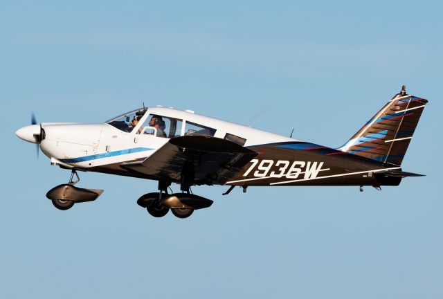 Piper Cherokee (N7936W)