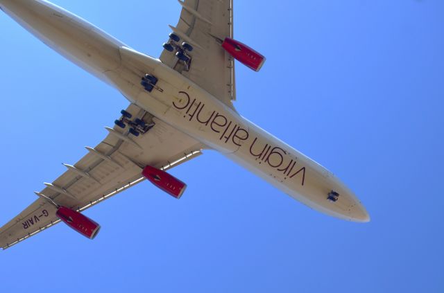 Airbus A330-300 (G-VAIR)