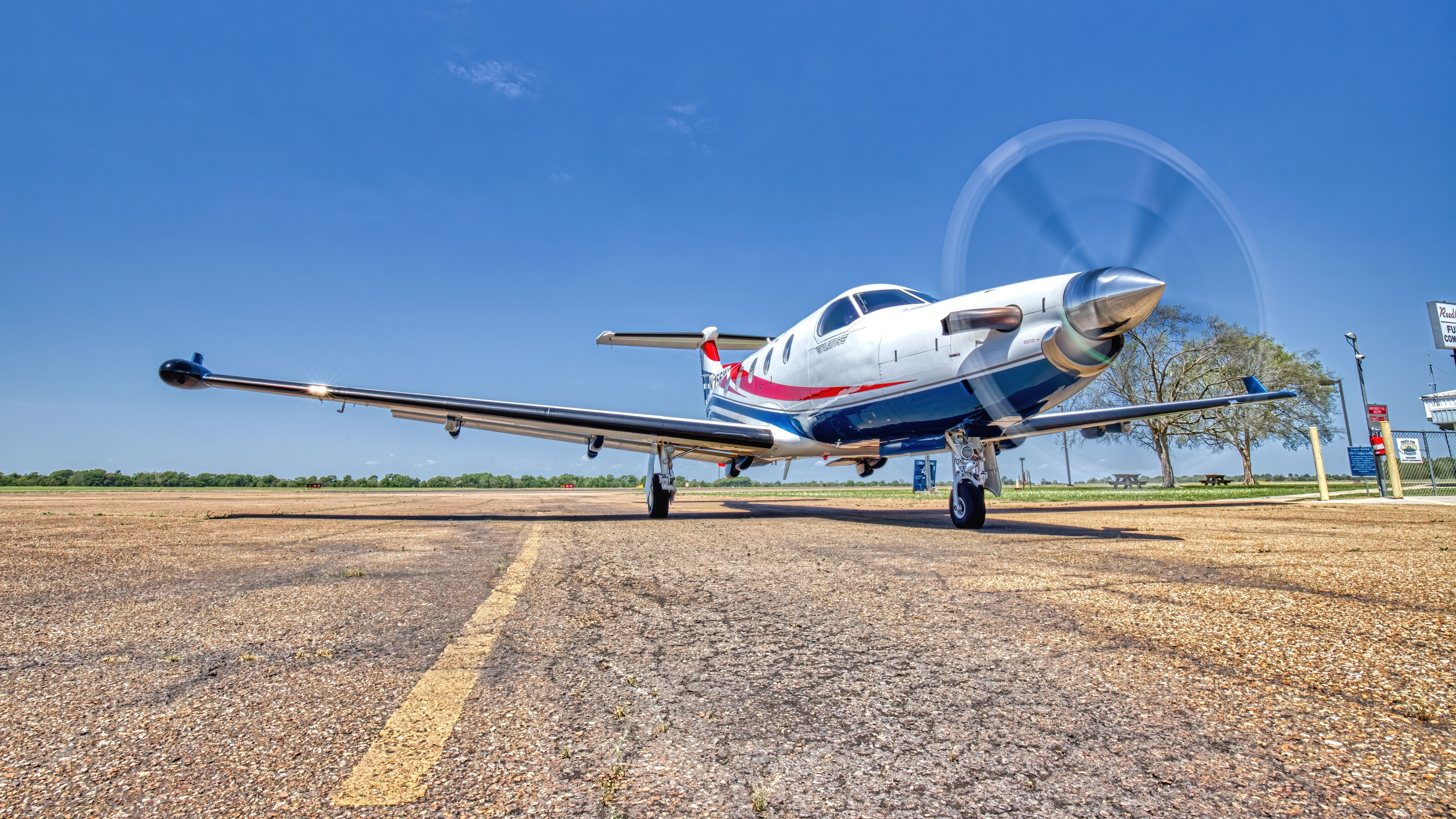 Pilatus PC-12 (N156WL)