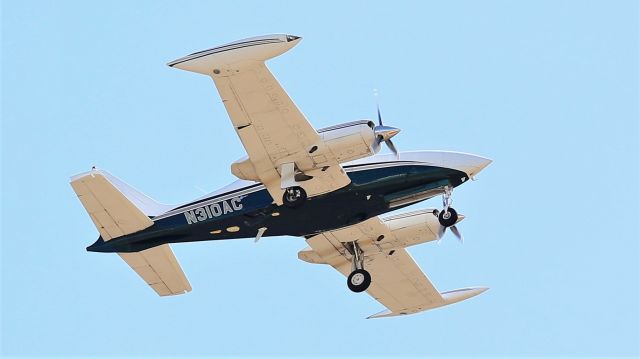 Cessna 310 (N310AC)