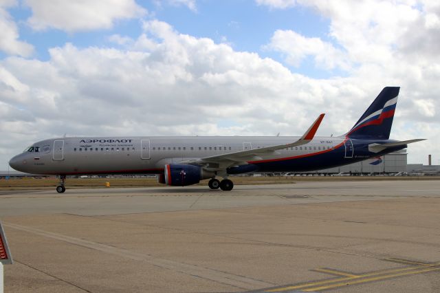 Airbus A321 (VP-BAY) - Taxiing to Stand 225 on 21-Aug-20 operating flight AFL2582 from UUEE.